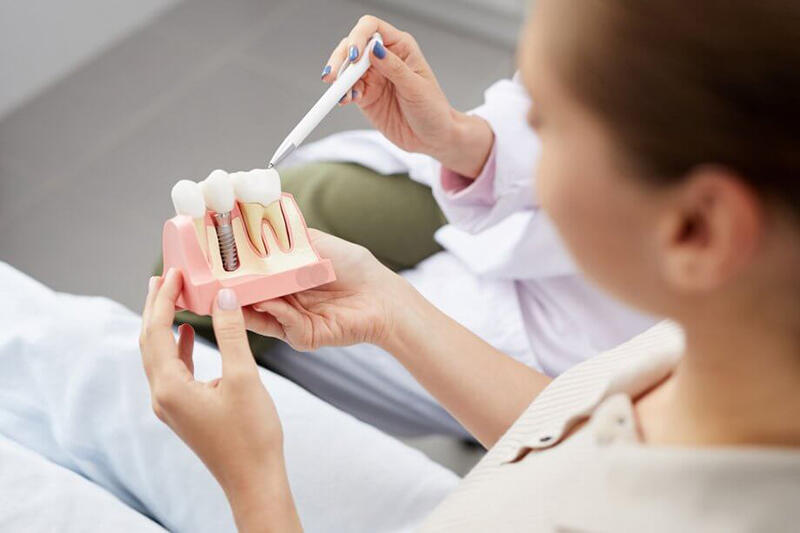 Ghép xương trồng Implant có đau không?