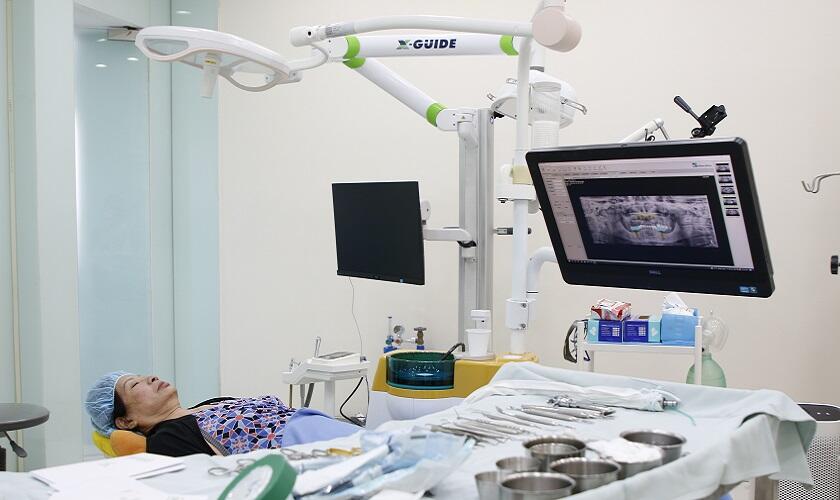 Công nghệ cấy ghép Implant, hệ thống máy móc, thiết bị nha khoa đang sử dụng