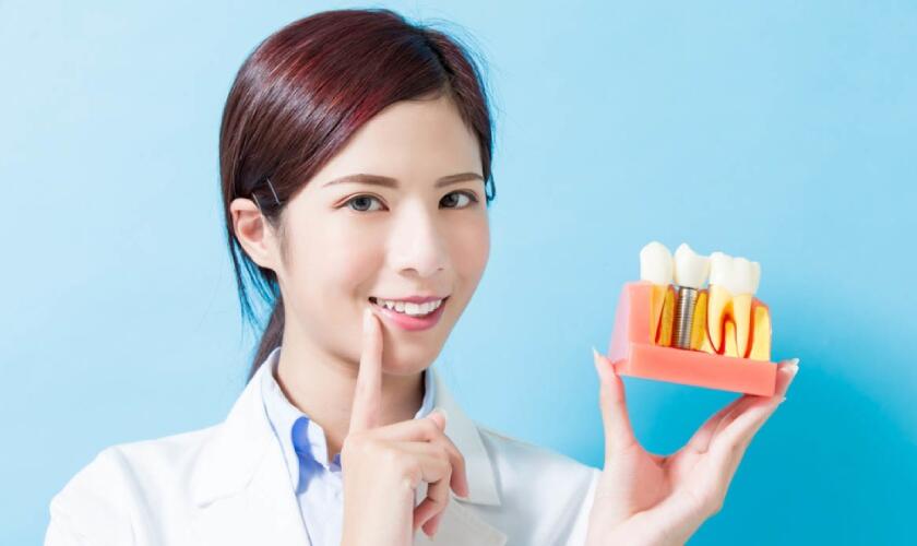 Độ tuổi phù hợp để trồng răng Implant
